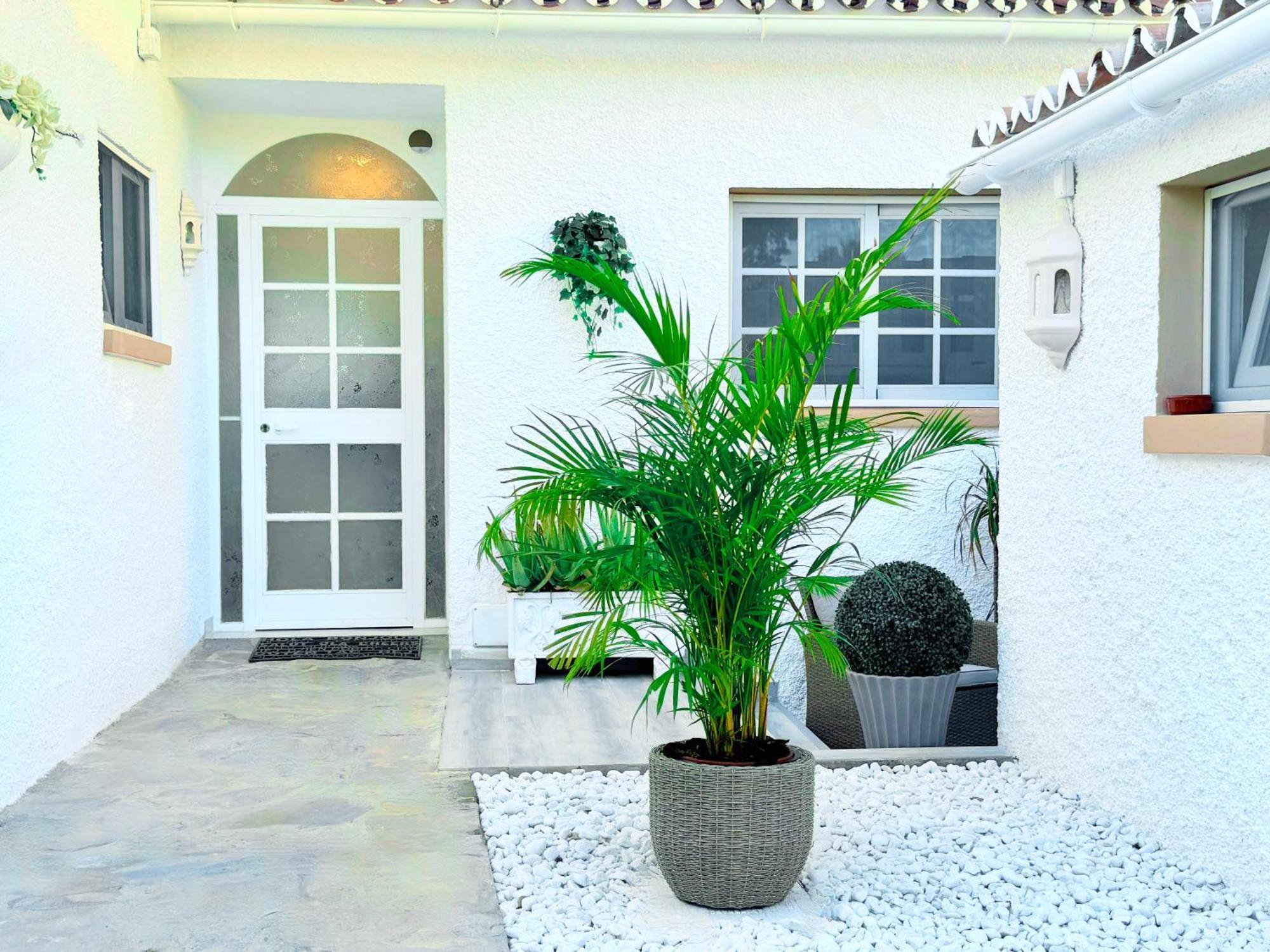 Villa Casacara Marbella Beachside Costabella -Spain Exterior foto
