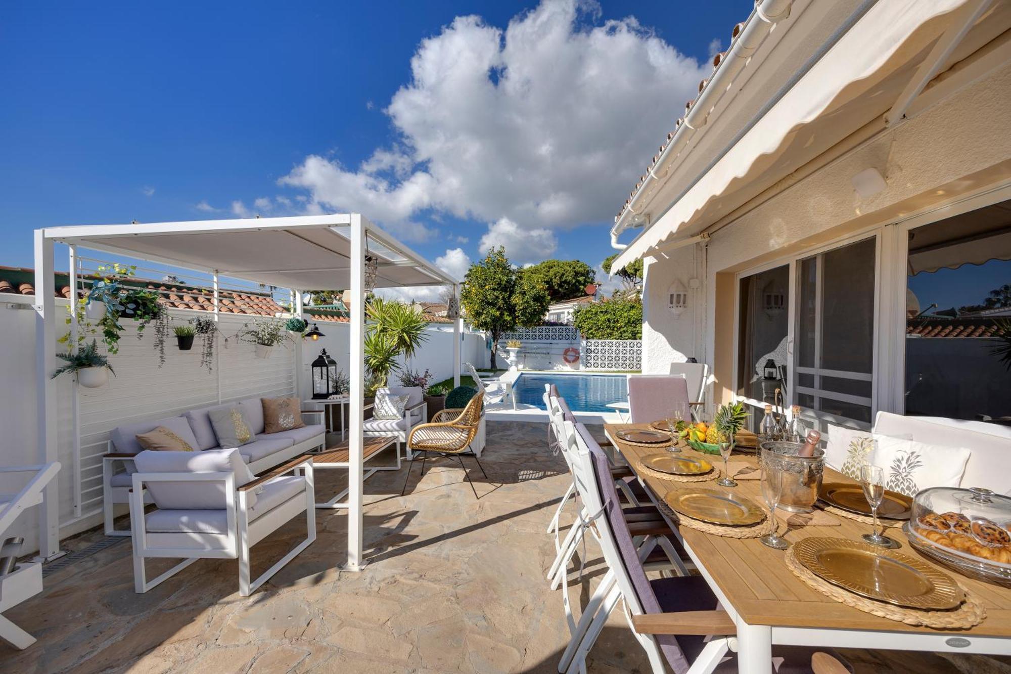 Villa Casacara Marbella Beachside Costabella -Spain Exterior foto