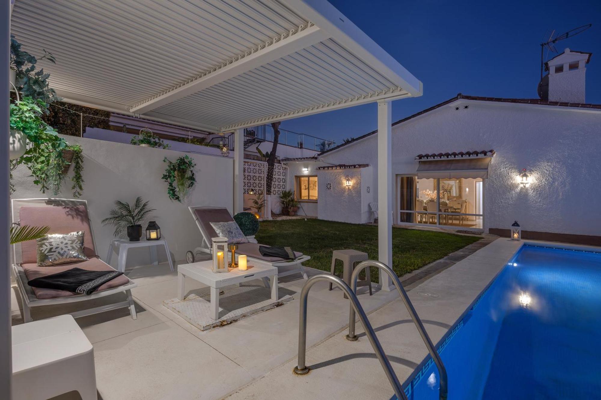 Villa Casacara Marbella Beachside Costabella -Spain Exterior foto
